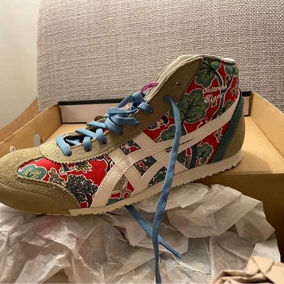 Ultra rare Onitsuka Serrano in collaboration with Liberty . - Picture 2 of 5